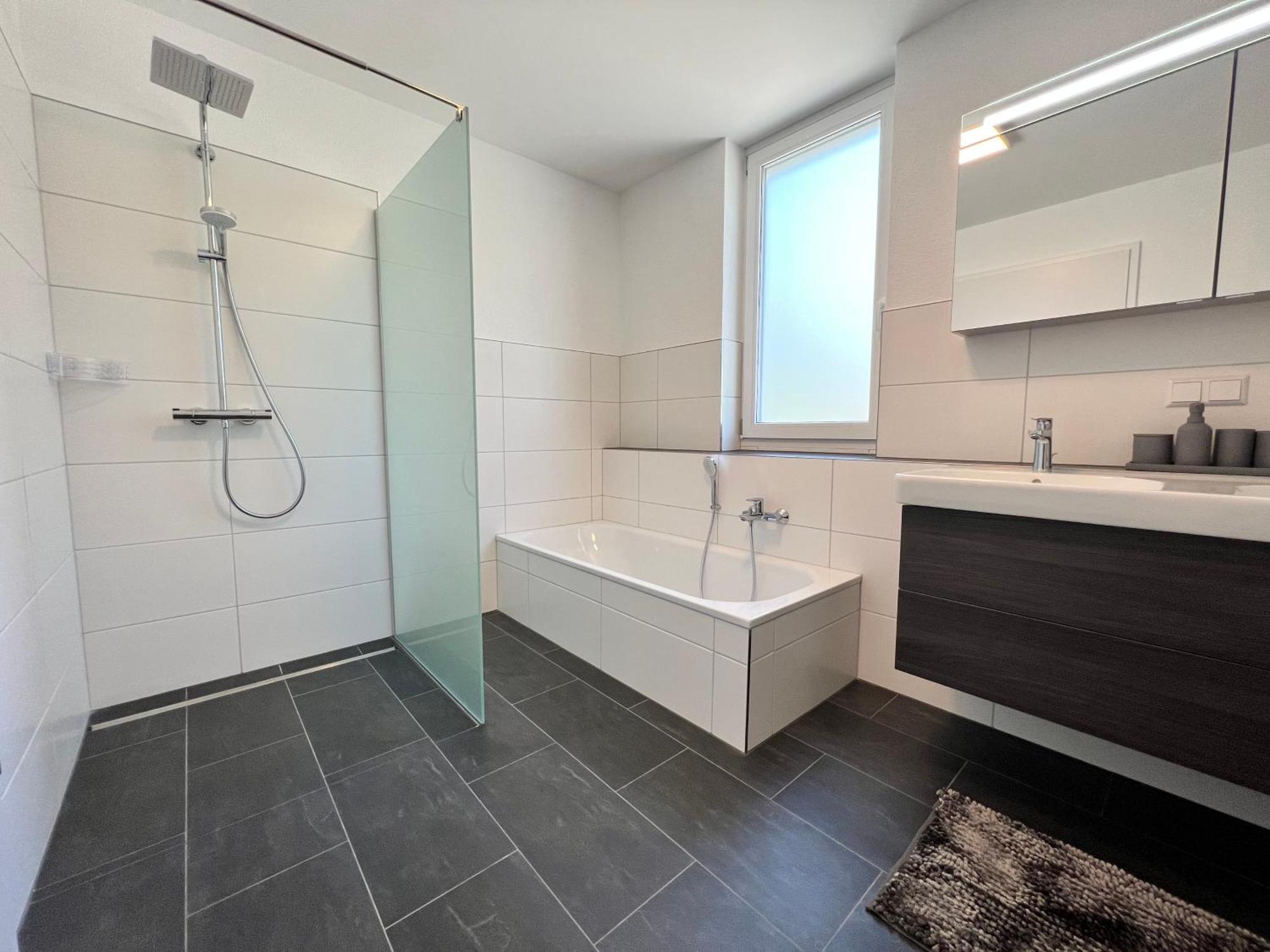 Neues Seeapartment 于伯林根 外观 照片