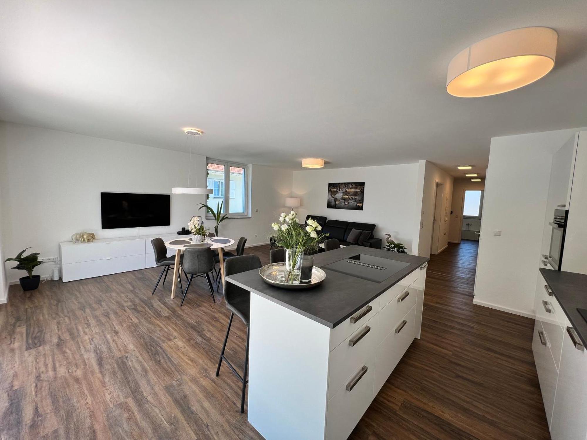 Neues Seeapartment 于伯林根 外观 照片